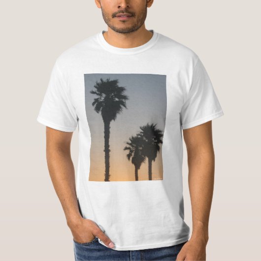 日の入り時のヤシの木 Tシャツ (正面)