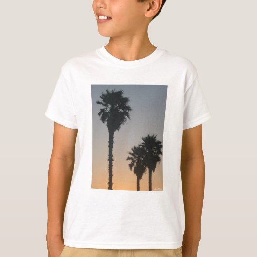 日の入り時のヤシの木 Tシャツ (正面)