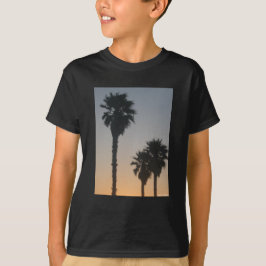日の入り時のヤシの木 Tシャツ