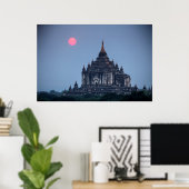 日の入り時の仏教寺院 ポスター (ホームオフィス)