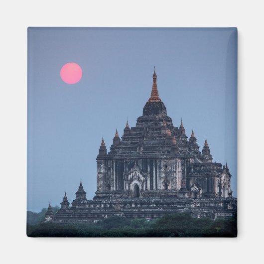 日の入り時の仏教寺院 マグネット (正面)