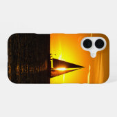 日の入り時の帆走 iPhone 16ケース (裏面横)