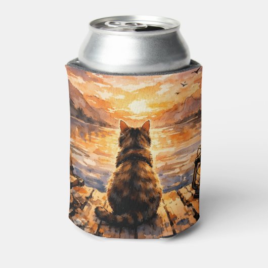 日の入り時の桟橋の猫 缶クーラー (缶裏面)