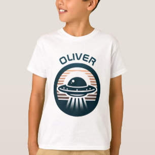 日の入り時のUFO少年 Tシャツ