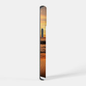 日の入り 海辺の栈橋 iPhone 15ケース (右側面)