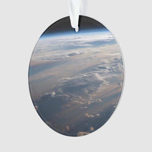 日の出がフィリピン海に長い影を落とす オーナメント (正面)