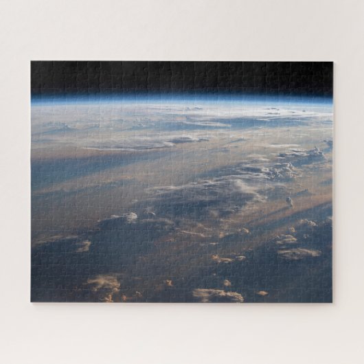 日の出がフィリピン海に長い影を落とす ジグソーパズル (横)