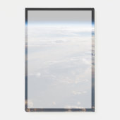 日の出がフィリピン海に長い影を落とす ポストイット (正面)