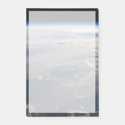日の出がフィリピン海に長い影を落とす ポストイット (正面)