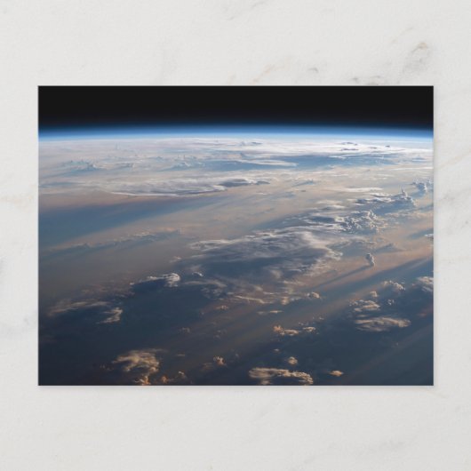 日の出がフィリピン海に長い影を落とす ポストカード (正面)