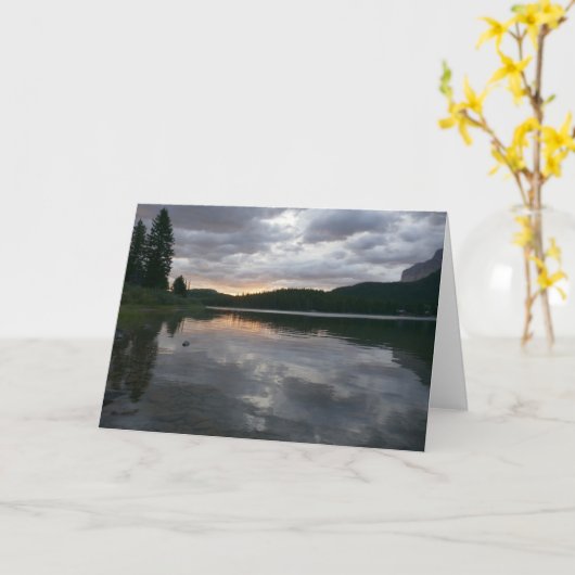 日の出でSwiftcurrent Lake II カード (黄色い花)