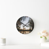 日の出にカド湖 ラウンド壁時計 (ホーム)