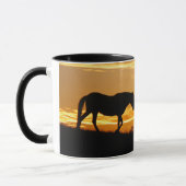 日の出にシルエットになった馬と鳥|過去記事 マグカップ (左)