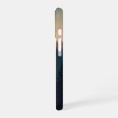 日の出のビンテージ森 iPhone 16ケース (左側面)
