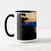 日の出のメインのコーヒー・マグ マグカップ (左)