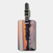 日の出の上のイルデラシテアンドノートルダム – パリ ラゲッジタグ (正面縦)