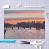 日の出の上のイルデラシテアンドノートルダム – パリ 薄葉紙 (クラフト)