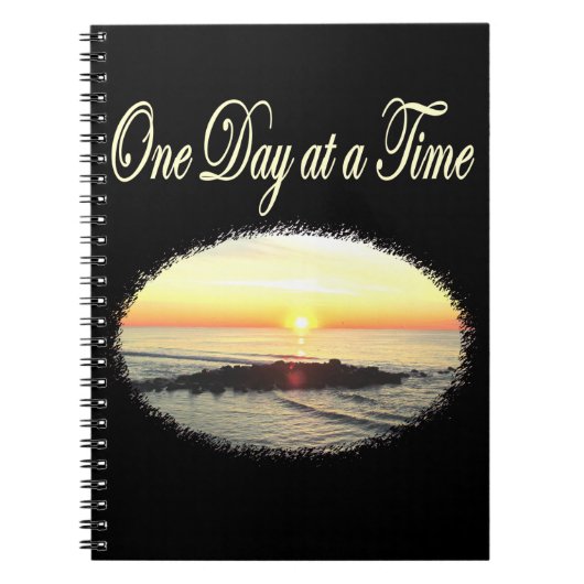 日の出の写真 ノートブック (正面)