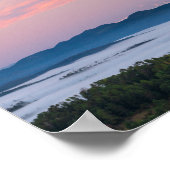 日の出の朝の霧の谷トリグラフ，スロベニア ポスター (角)