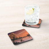 日の出の風景と湖とデール–51207 コースター (右側)