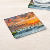 日の出のManyarのビーチ スクエアペーパーコースター (アングル)