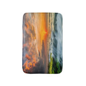 日の出のManyarのビーチ バスマット (正面縦)