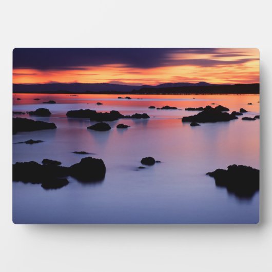 日の出モノ湖の黒点 フォトプラーク (正面)