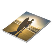 日の出時のサーファーのシルエット ノートパッド (回転)