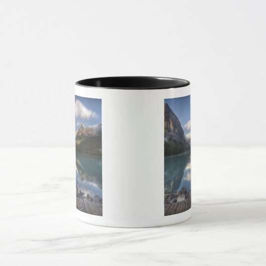 日の出時のルイズ湖、バンフ国立公園 マグカップ (中央)