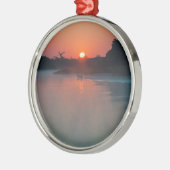 日の出時の船 メタルオーナメント (左)