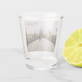 日の出絵画にプラハのシャルル橋の ショットグラス (裏面)