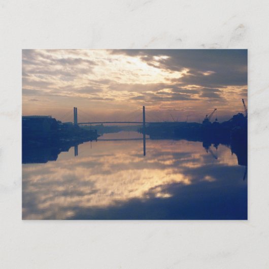 日の出、ウスク川、ニューポート、1977年11月 ポストカード (正面)