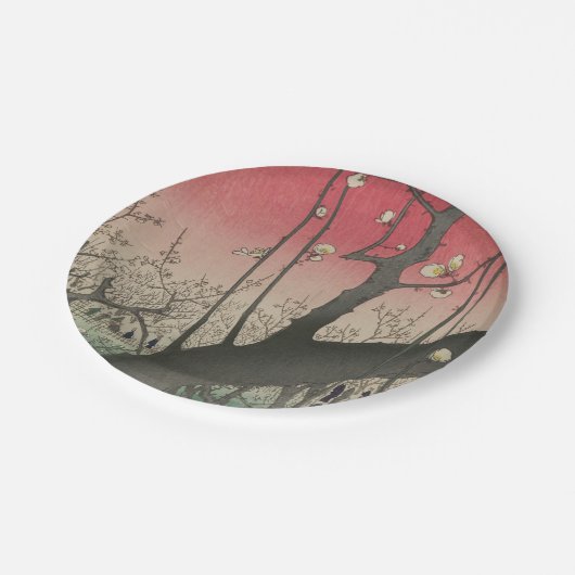 日の日本の出の日没の梅園 ペーパープレート (アングル)