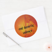 日の暮れ、家庭内暴力を止める ラウンドシール (封筒)