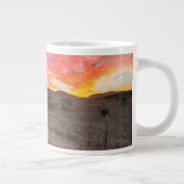 日の最初日没 ジャンボコーヒーマグカップ (右)