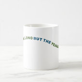 日は長いが年が短い コーヒーマグカップ (中央)