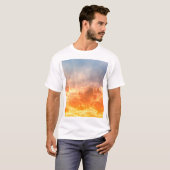 日カラフル没:炎々とした空の夕暮れ。 Tシャツ (正面フル)