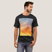 日カラフル没：炎々とした空の夕暮れ。 Tシャツ (正面フル)
