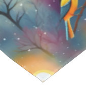 日カラフル照付き木の中の鳥 | テーブルクロス (アングル)