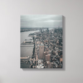 日中の建物体付近の水場 キャンバスプリント