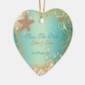 日付のビーチ結婚テーマ発表の保存 セラミックオーナメント (左)