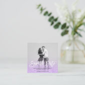 日付のフェイクな紫色のラベンダーのグリッターの写真を救って下さい スクエア名刺 (スタンド正面)