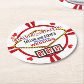 日付のラスベガスの結婚式のポーカー用のチップを救って下さい ラウンドペーパーコースター (アングル)