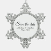 日付の保存、カスタムス結婚クリプトの発表 スノーフレークピューターオーナメント (正面)