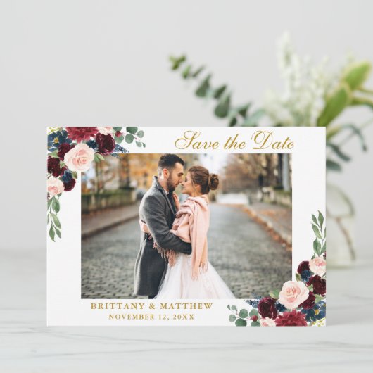 日付の保存Burgundyブルーフローラフォト金ゴールドカード サンキューカード (スタンド正面)