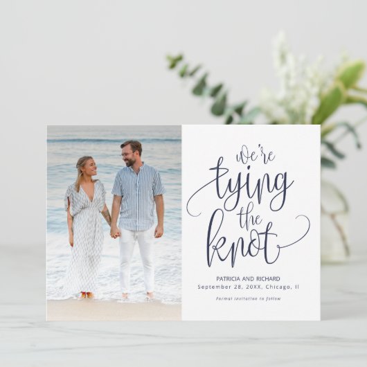 日付の写真を保存して結び目の結婚式 招待状 (スタンド正面)