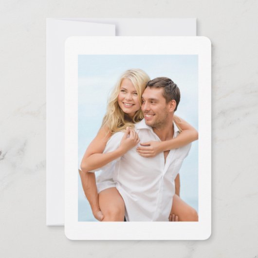 日付の手書きスクリプトの暗い赤紫色を白で保存 招待状 (裏面)