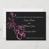 日付の招待を保存するピンクの渦巻き 招待状 (裏面)