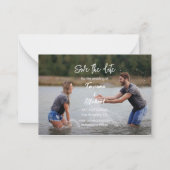 日付の白い手書きカップル2枚の写真を保存 ノートカード (裏面)