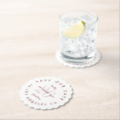 日付の着色された日を保存するバーガンディ文字体裁 ペーパーコースター (インサイチュ)